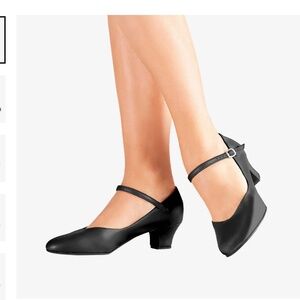 So Dance Black Tap Shoes with Strap, Size 8 1/2